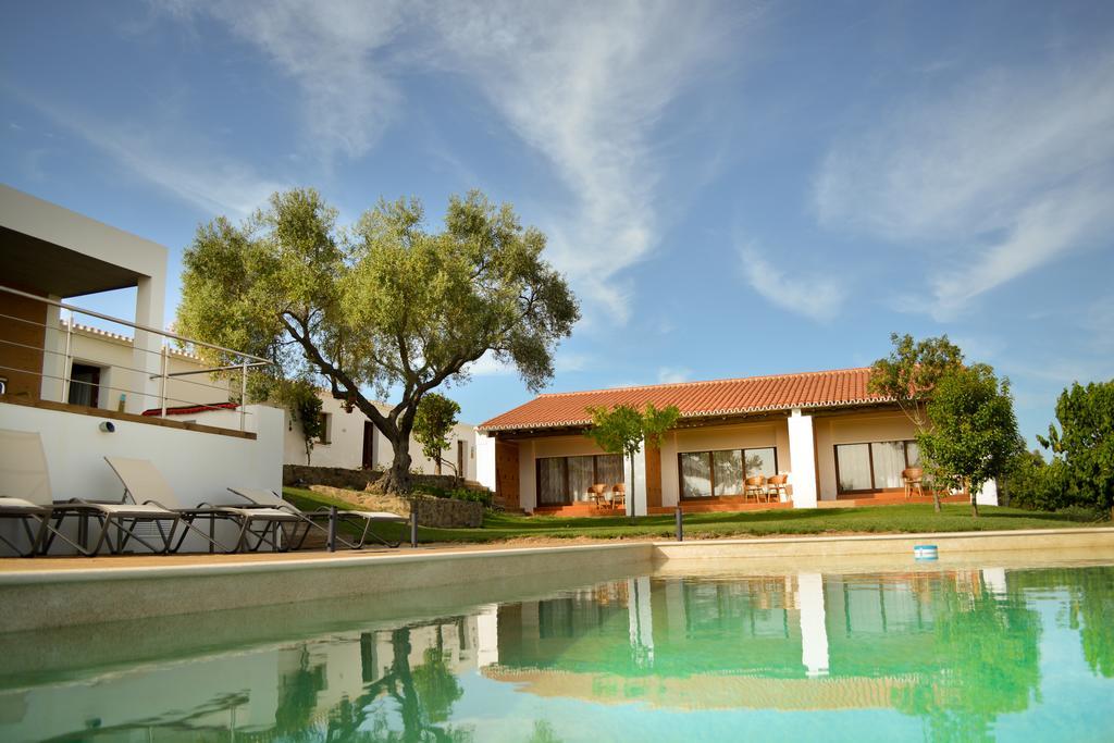 Melrinitas Turismo Rural Hotel Серпа Екстериор снимка